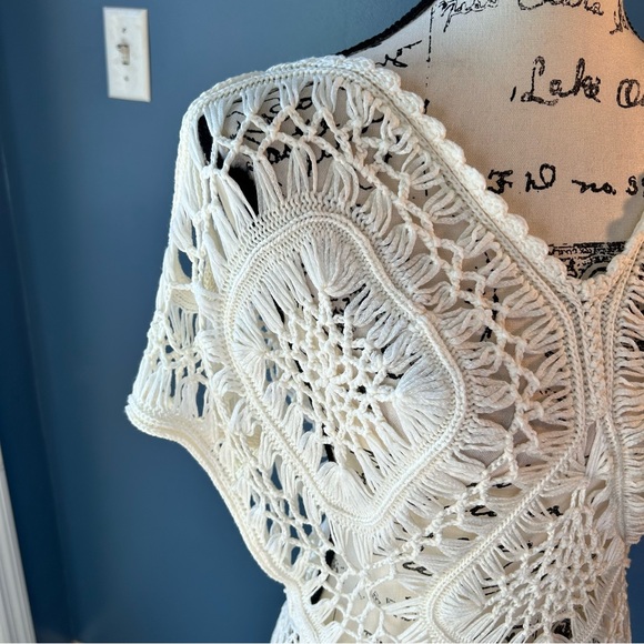 Python Cold Shoulder Crochet Tunic - Picture 8 of 13